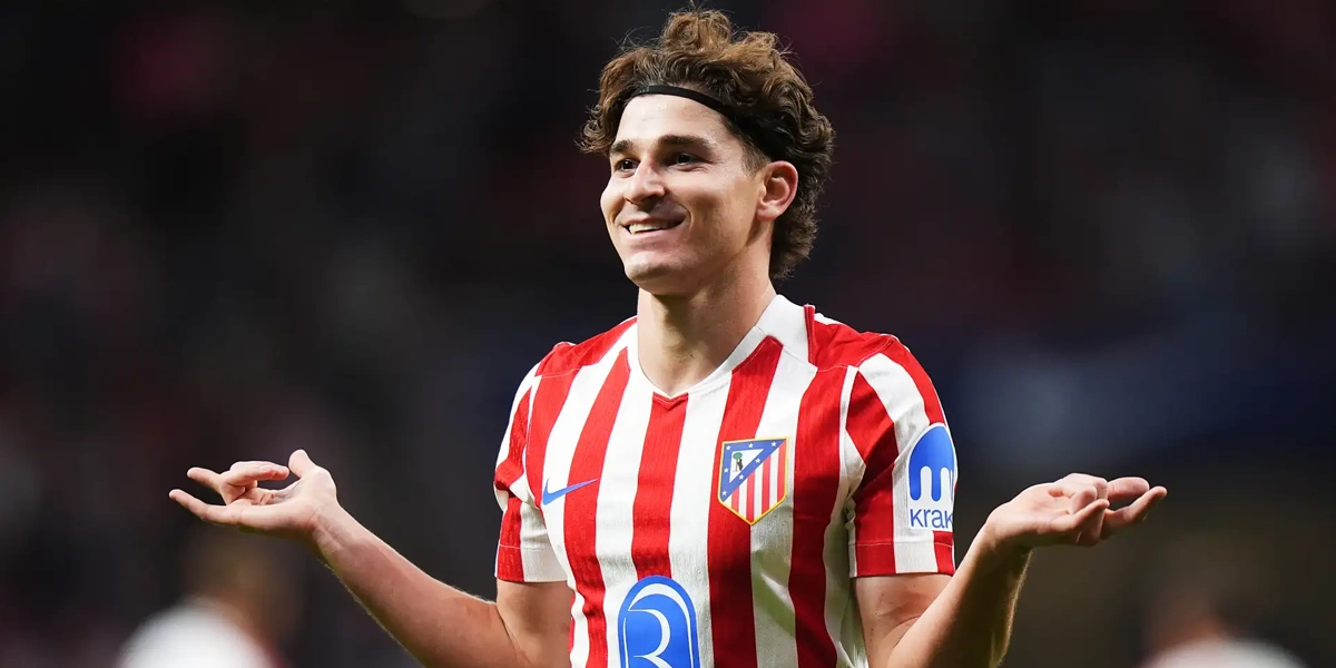 Rumor Transfer: Julian Alvarez Menolak Premier League Demi Barcelona?